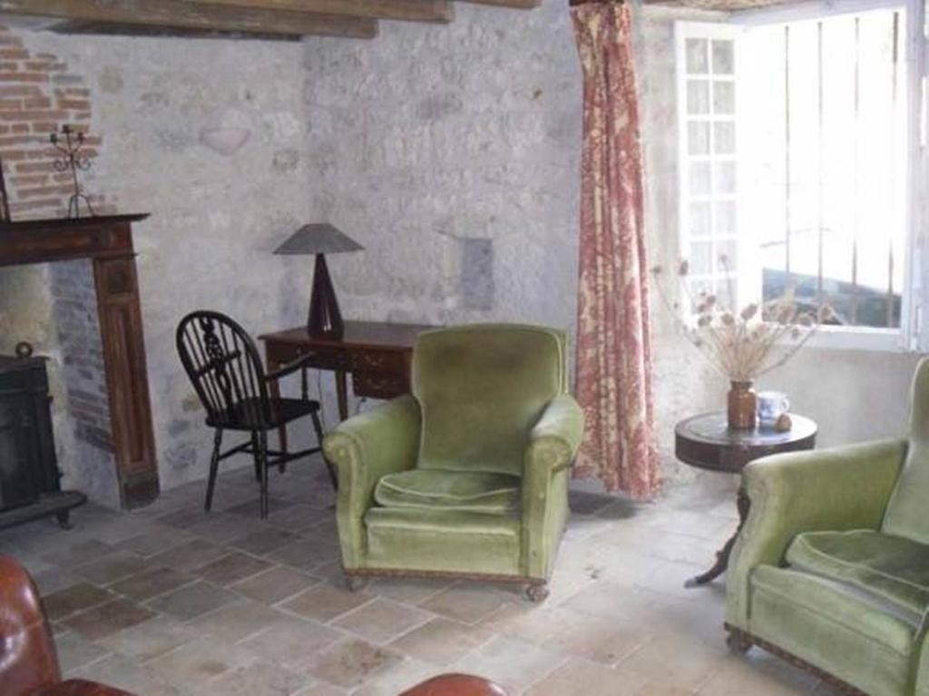 Les Gites De Franck Fayssac Room photo