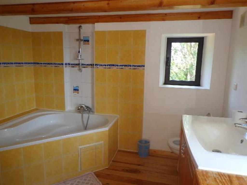 Les Gites De Franck Fayssac Room photo